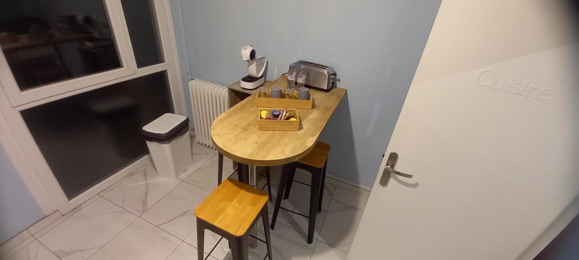 Spacieux, Tendance, avec Vue Panoramique sur Beauvais ! Idéal pour 1 à 6 voyageurs ! 3 lits doubles confortable Exterior foto